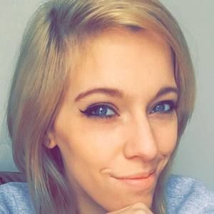 Meet your Posher, Yvette